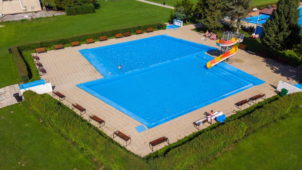 Hotel Preveza Spišská Nová Ves Eksteriør billede